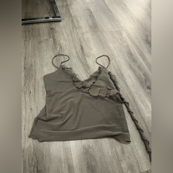 Elegant Ruffle Trim Women’s Top - Picture 1 of 3